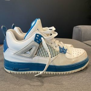 Jordan 4 Fusion Military Blue Size 5Y (or women’s 6.5)